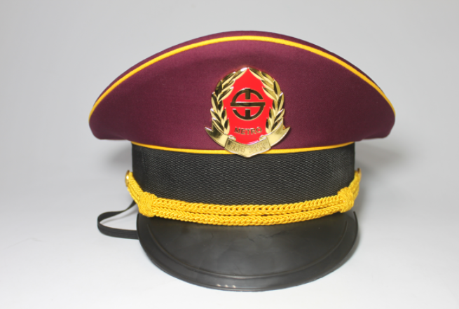 铁路帽徽的深层寓意：承载使命与传承的行业图腾