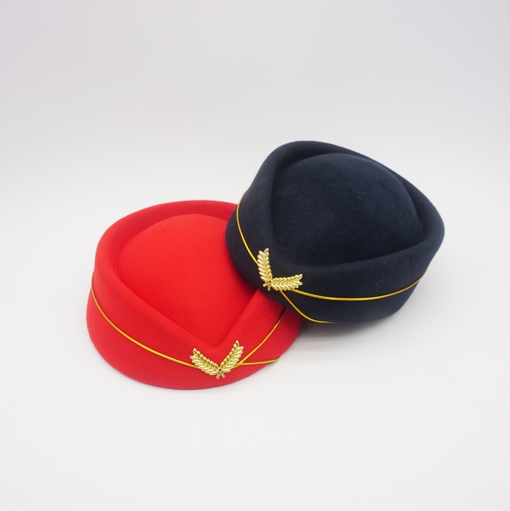 空姐帽子为何稳稳“驻守”头顶