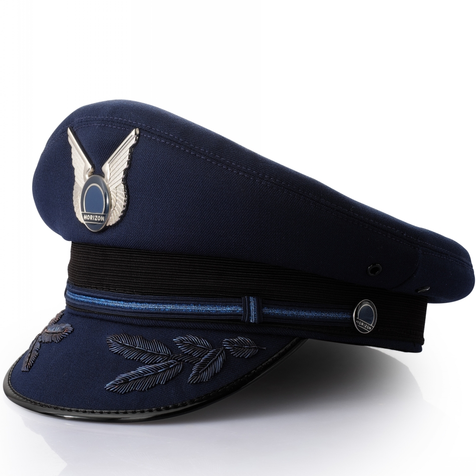 各国机长帽徽章大揭秘：图案寓意、材质选择全解析